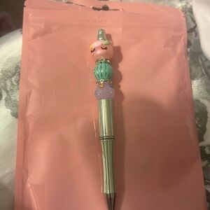 Beaded pen